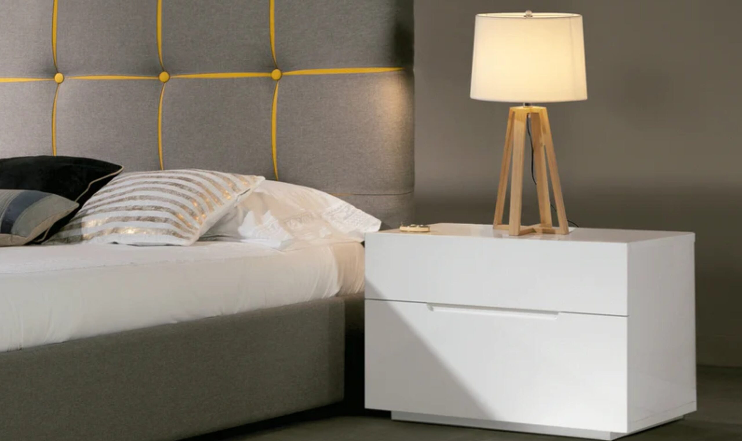 M100 Nightstand - Image 2